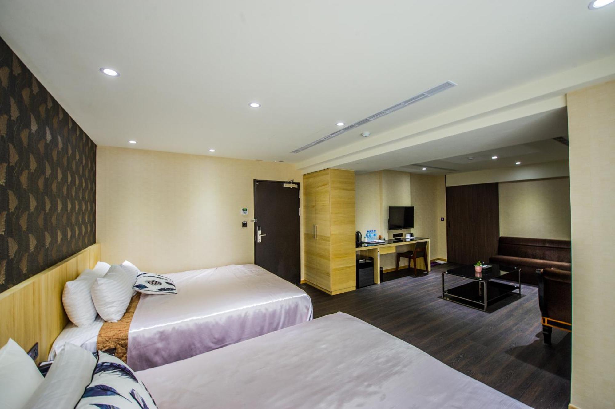 Red Hotel Yuanlin Exterior photo