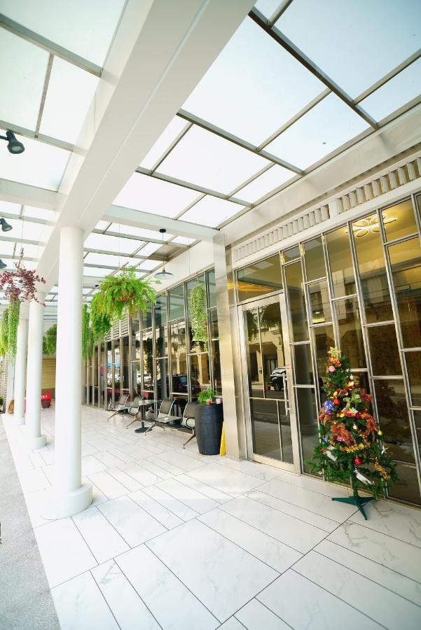 Red Hotel Yuanlin Exterior photo