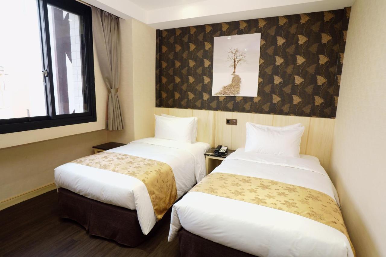 Red Hotel Yuanlin Exterior photo